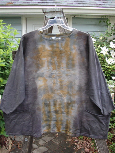 Barclay Cotton Lycra Writer's Pocket Pullover Sweatshirt in Mottled Sunset, featuring a seamless design with dual drop flop pockets, rounded neckline, and slightly narrowing sleeves, epitomizing BlueFishFinder's creative, vintage style.