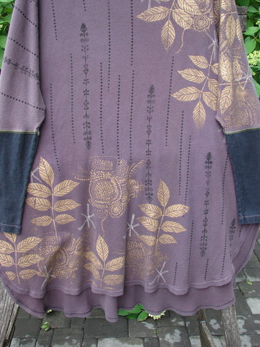 Barclay Thermal Contrast Revival Top Metallic Leaf Brum OSFA features an oversized silhouette with gold botanical prints, layered hem, and darker oversized cuffs, ideal for expressing individual style from Bluefishfinder.com.