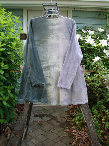 Barclay Long Sleeved A Lined Tunic Petals Mottled Lavender Size 0, featuring a rounded neckline, full-length sleeves, sweeping A-line shape, and giant floral design, highlighting BlueFishFinder's vintage style.