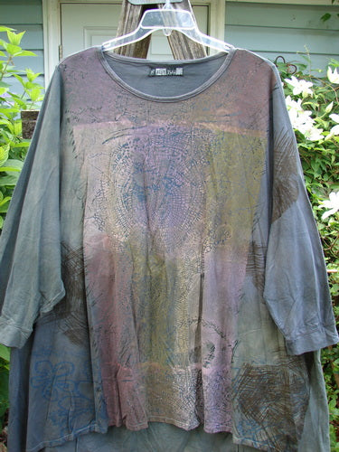 Barclay Banded Oversized Art Top in mottled grey, showcasing a tight floral grid design. Features drop shoulders, loose three-quarter sleeves, and a unique hemline, exemplifying Bluefishfinder.com's vintage-inspired aesthetic.