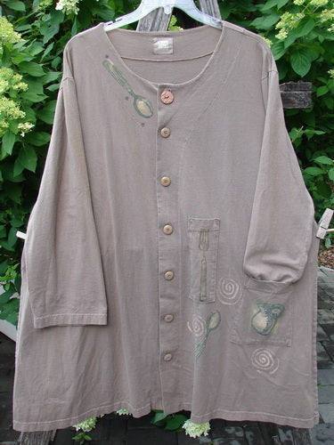 1999 Silverware Top Reverse Dining Riverbed OSFA: A taupe cardigan with wooden buttons and playful utensil motifs, featuring a round neckline, small patch pocket, and ceramic top button, embodying vintage Blue Fish creativity.