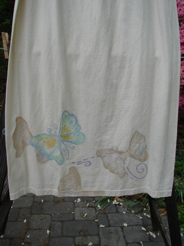 1999 NWT Straight Skirt Butterfly Natural Size 2: A white towel with butterflies painted on it, perfect for summer.