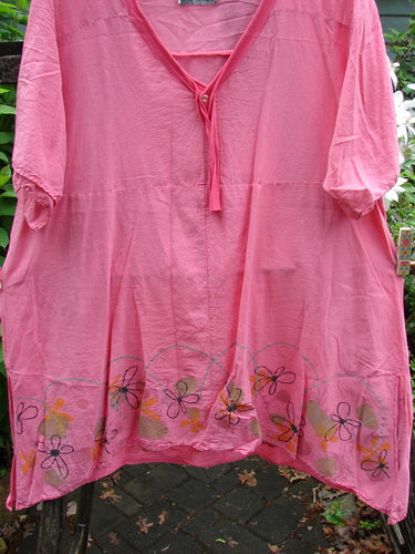 Barclay Batiste Deep Neck Sailor Tie Tunic Daisy Peony Size 2 features a deep V-neckline, raw-edged widening hem, horizontal panels, and A-line flair, embodying BlueFishFinder's creative vintage style.