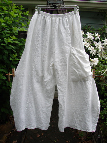 Barclay Linen Upper Dual Pocket Dimension Pant Unpainted White Size 2, featuring a full elastic waistline, billowy bottom flair, vertical seams, and unique pocket design, embodying Bluefishfinder.com's vintage, creative style.
