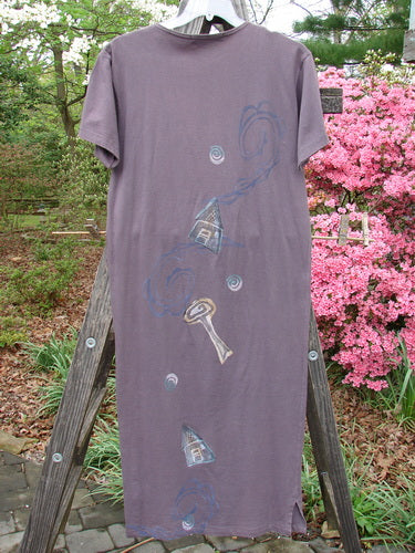 1996 Long Tee Dress Lolly Flower Violet Field Altered Size 0, featuring a rounded paneled neckline, short wide sleeves, seamless design, and classic Lolly Flower theme paint on organic cotton.