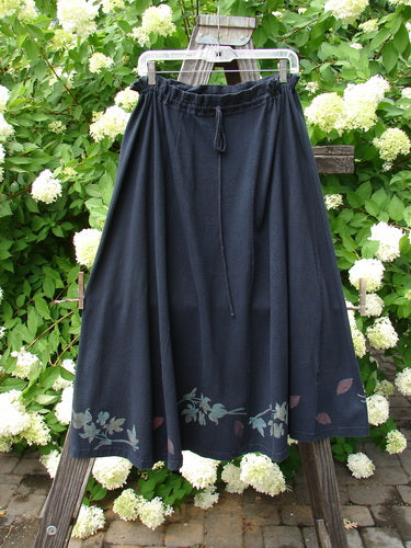 1993 Sweep Skirt Fall Leaves Black Size 1 | Bluefishfinder.com