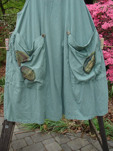 Vintage 1998 Harvest Pinafore Organic Garden Kale Size 1 with oversized painted pockets, drawcord gathers, and veggie-themed design. From BlueFishFinder's Holiday Winter Resort Collection. Dimensions: Bust 46, Waist 62, Hip 74, Hem 90, Length 40 inches.