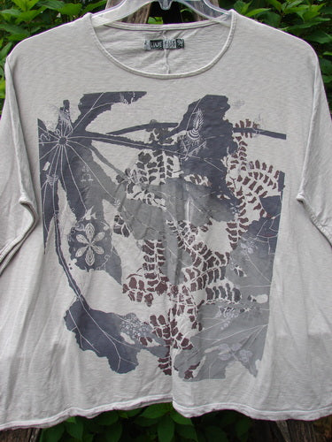 Barclay Cotton Slub Cricket Cap Sleeve Tee Leaf Play Natural OSFA, featuring a seamless shoulder sleeve, rounded hemline, and distinctive leaf graphic design, embodies Bluefishfinder.com's vintage, expressive ethos.