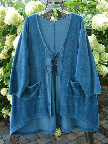 Barclay Chenille Rippie Tie Front Robe Jacket in Teal. A medium weight organic cotton robe with double drop front pockets, A-line shape, varying hemline, and deep V neckline. Size 2.