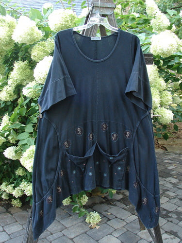 Image alt text: Barclay Double Pocket Bounce Tunic Dress, rose faded black, size 2, on a clothes rack