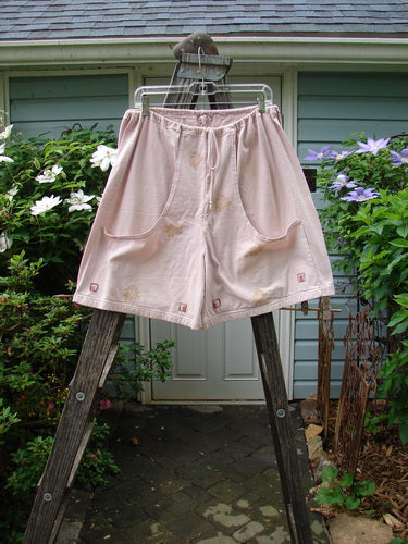 Vintage 1994 Bushel Pocket Garden Short in Pink Granite, Size 1, by BlueFishFinder. Mid Weight Cotton, Drawstring Waist, Floral Theme Paint, Bushel Pockets, Double Panel, 6 Inseam. Perfect for expressing individuality.