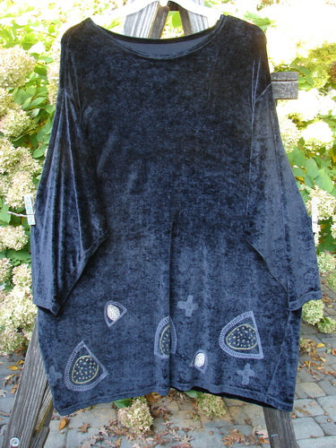 1996 Velvet Mythical Top in Ebony: A blue dress with a long neck, made from glorious stretch velvet. Features a rounded neckline and a tapered, varied hemline. Superior detailed paint in a primitive abstract theme. Perfect mix and match with other special fish pieces. Bust 56, Waist 56, Hips 56, Length 35.