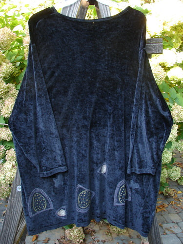 1996 Velvet Mythical Top with Primitive Abstract design on a blue dress swinger. Perfect condition. Size 2.