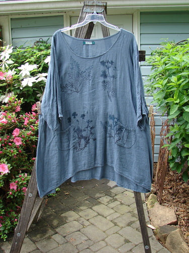 Barclay Linen Pinch Pocket Dress Shadow Sprig Storm Blue Size 2 displayed on a hanger, showcasing three-quarter sleeves and a delicate floral pattern.