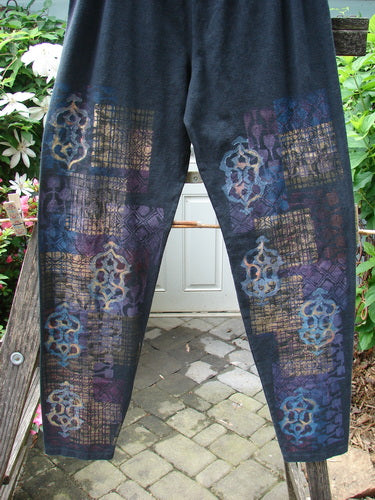 Barclay Cotton Hemp Relaxed Legging featuring a Metallic Celtic Theme in Black. Medium weight fabric with elastic waist, generous hip, and longer leg. Perfect for fall layering. Waist 30-40, Hips 44, Inseam 28, Length 39.