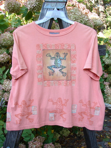 Barclay Crop Top with oversized frog design on pink tee, made from lightweight organic cotton.