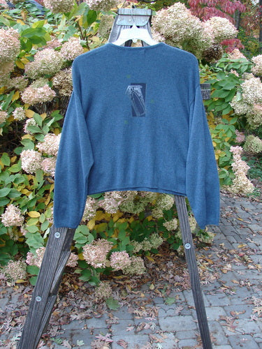 1997 Cashmere Long Sleeved Crop Pullover with gate design on blue sweater