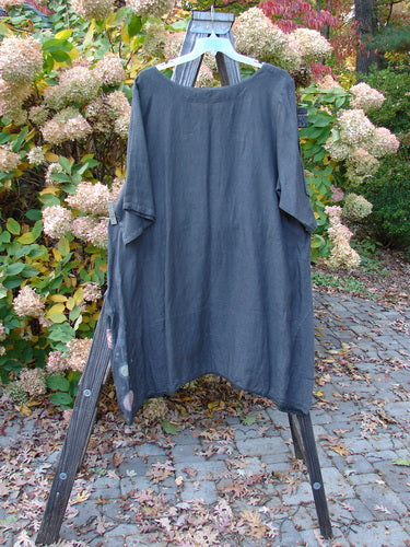 Barclay Linen Vertical Seam Lace Bottom Dress Lolli Turn Grey Size 2 displayed on a clothes rack.