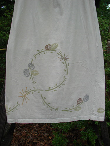 1995 Straight Skirt Life Circle Natural Size 1, featuring a white cotton fabric with a floral design, slightly flared lower hem, and perfect for spring and summer outfits.