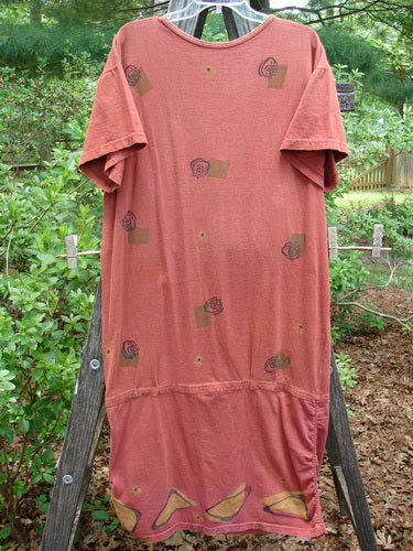 Alt text: 1990 B Base Dress Abstract Indian Sun Altered OSFA featuring short sleeves, rounded hemline, and unique ruched sides on medium weight cotton.