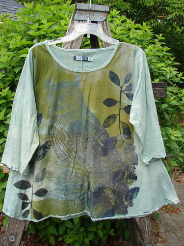 Barclay Three Quarter Sleeved Cafe Tee Owl Forest Mottled Mint Size 0, features a tie-dye design with an owl-like bird graphic, three-quarter flared sleeves, and a gently scalloped hem.