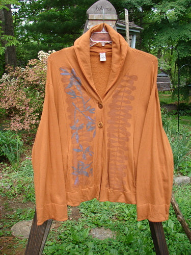 Barclay Fleece Two Button Jacket Vinery Gourd Size 1: A jacket with dolman sleeves, wooden buttons, and vinery front paint.