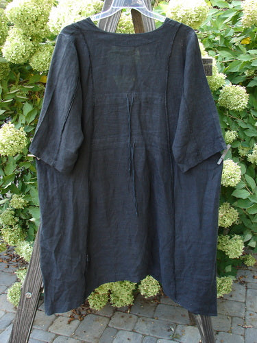 Barclay Linen Double Tie Back Jacket Unpainted Black Size 1: A black linen jacket with a deep V neckline, A-line sweep, and front drop flop pockets.
