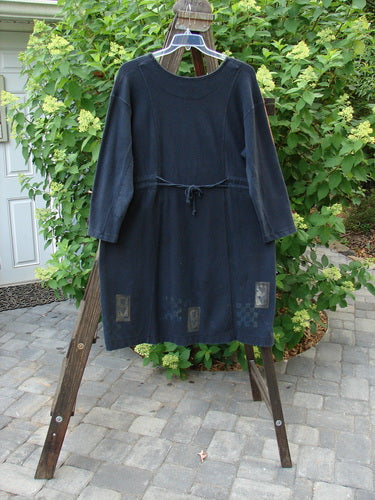 1999 Thermal Home Dress Tiny Double Heart Black Size 1: A dress with a squared off neckline, elbow patches, and draw cords. Unique sectional panels and an empire waistline.