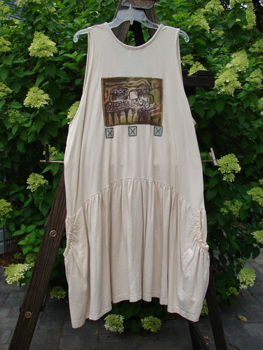 A white dress with a picture on it, featuring a close-up of a painting and a wooden post. 1995 Voyager Vest Festive Train Travel China Size 2.