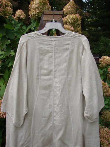 Barclay NWT Linen Shimmer Venetian Tunic Dress Unpainted Sand Shell Size 2: Long-sleeved shirt on a swinger with soft metallic threads and pinched lower sleeves.