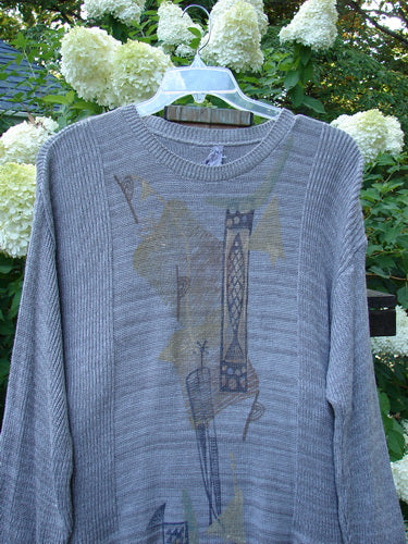 1995 Cotton Rayon Linear Column Sweater Duo Pike Dusk Mélange OSFA Size 1: Grey sweater with a picture on it, featuring a close-up of a flower.