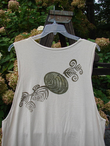 1993 Long Column Vest Feather Fern Tea Dye OSFA: A white shirt with a design on it, featuring a close-up of a Feather and Fern theme.