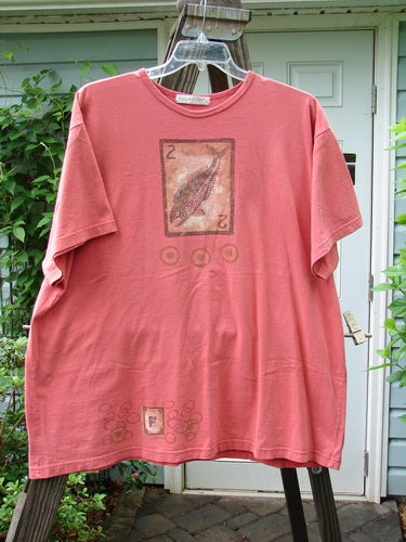 1998 Short Sleeved Tee Single Card Go Fish Cerise Size 2: A red shirt with a fish card theme paint on it. Made from 100% organic cotton.
