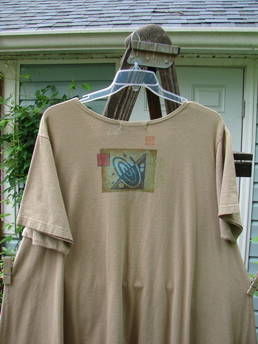 1997 Montage Dress Space Odyssey Wheat Size 2 | Bluefishfinder.com