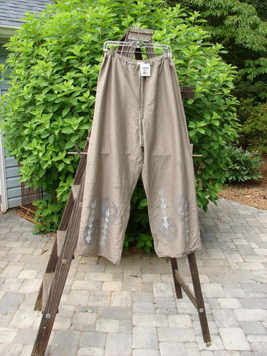 2000 NWT Shaunting Silk Drawcord Pant on rack