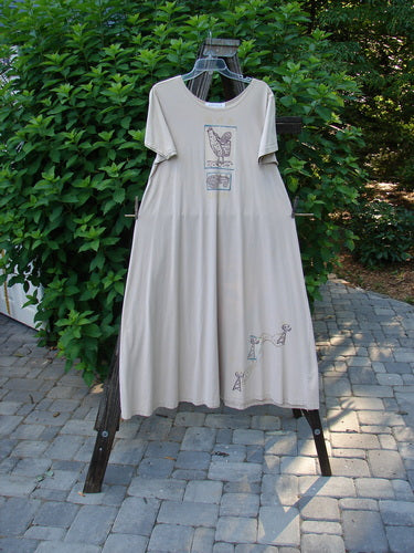 1996 Short Sleeved Basic Dress Farm Life Dune Size 0 | Bluefishfinder.com